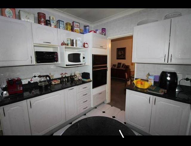 3 BEDROOM HOUSE FOR SALE IN WENTWORTH PARK